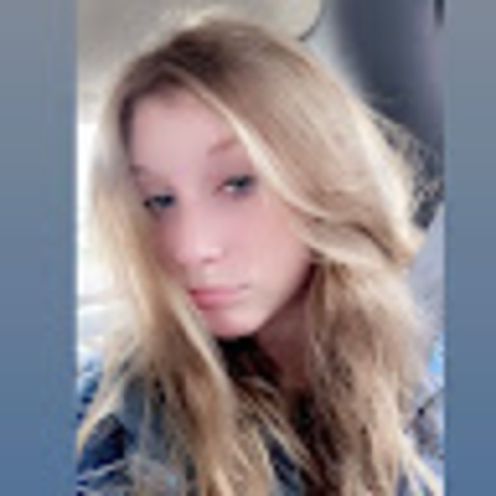 Meet your Posher, Kassie